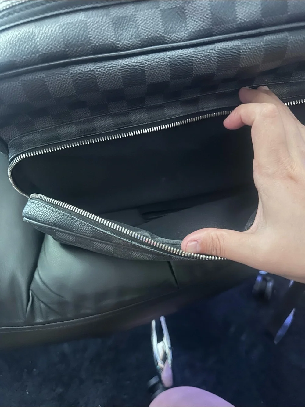 Louis Vuitton Damier Graphite Black Messenger Bag